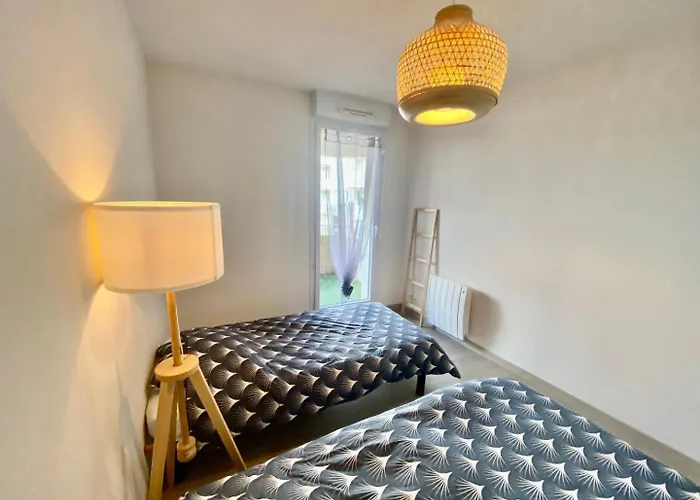 La Coquille: Bright, Cozy, 3 Min From Parc Expo